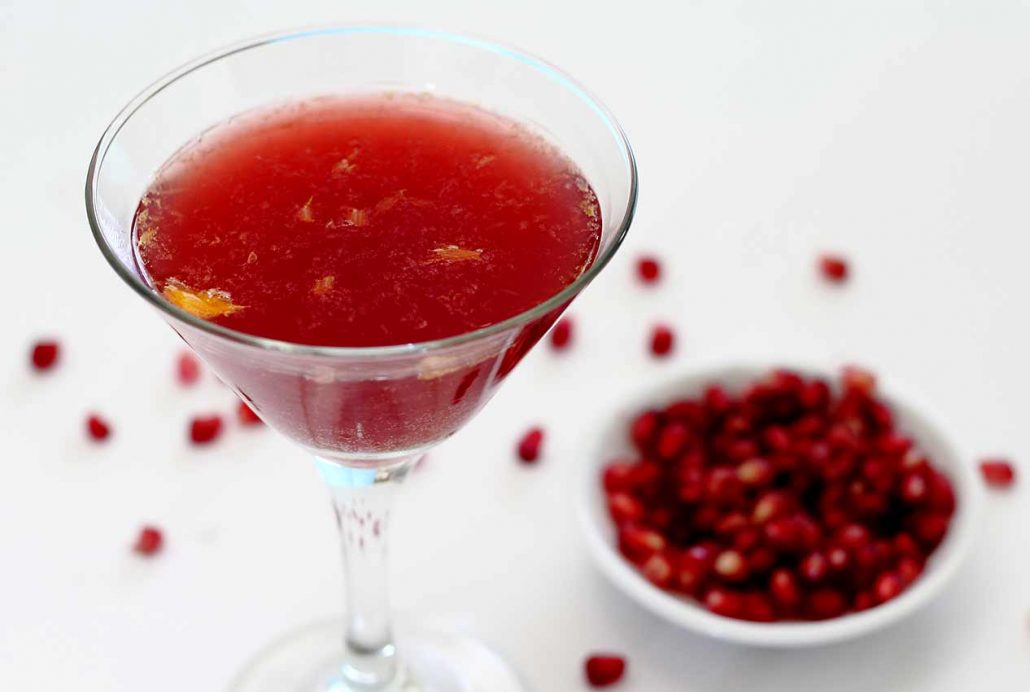 easy paleo recipe for pomegranate cocktail