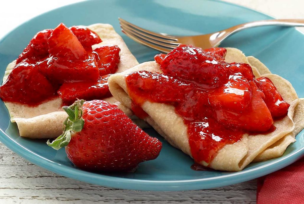 easy paleo diet recipe for strawberry crepes
