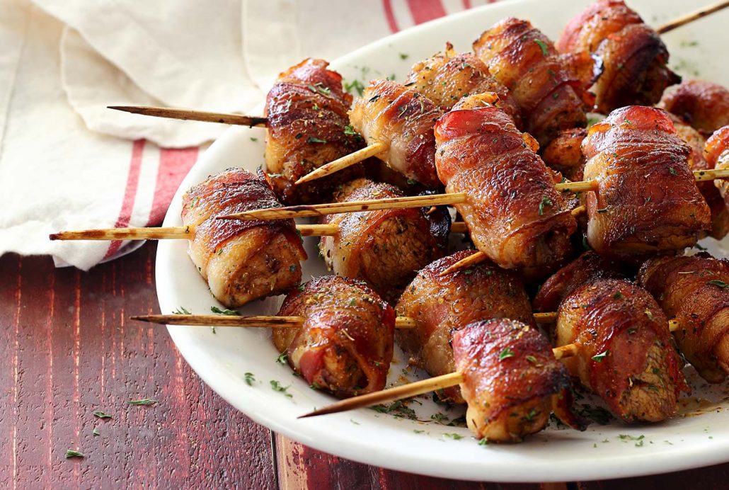 easy paleo recipe for bacon wrapped chicken skewers
