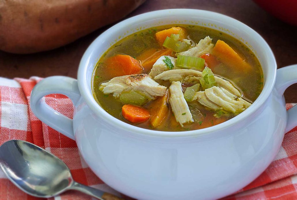 simple paleo recipe to turn leftover turkey into a tasty soup